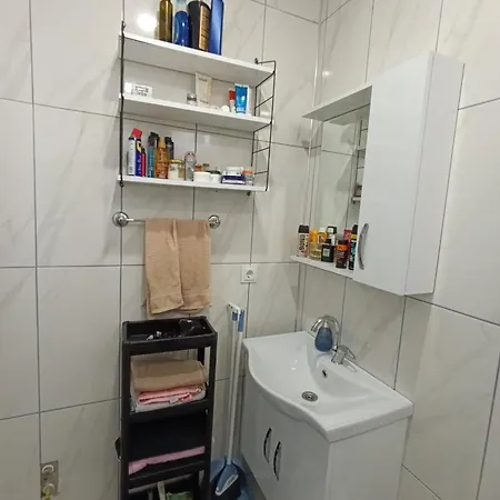 Side Side Apartment *